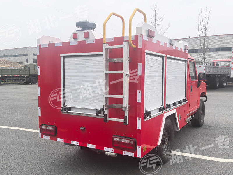 北汽勇士水雾消防车