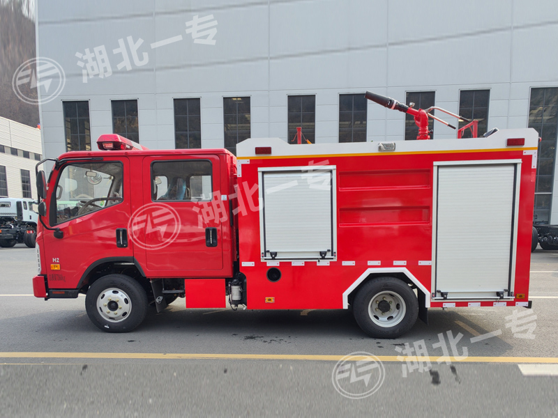 福田H2泡沫消防车