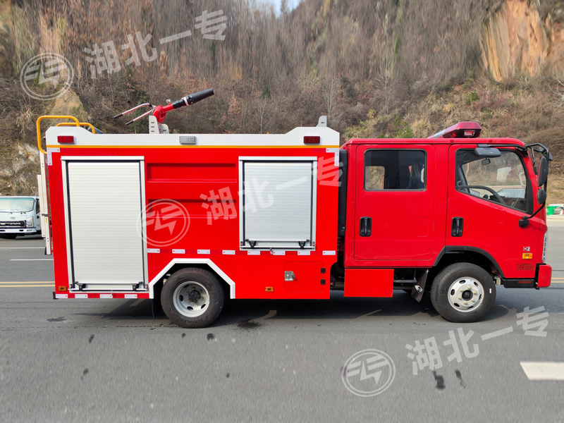 福田H2泡沫消防车