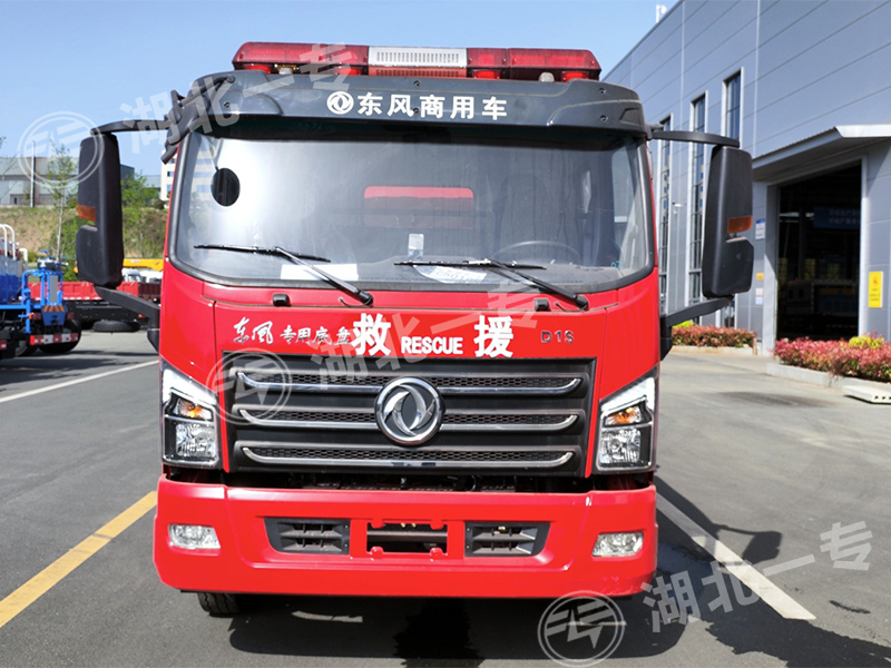 东风新汽水罐消防车