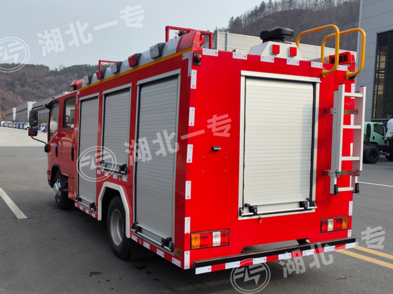 江西五十铃水罐消防车