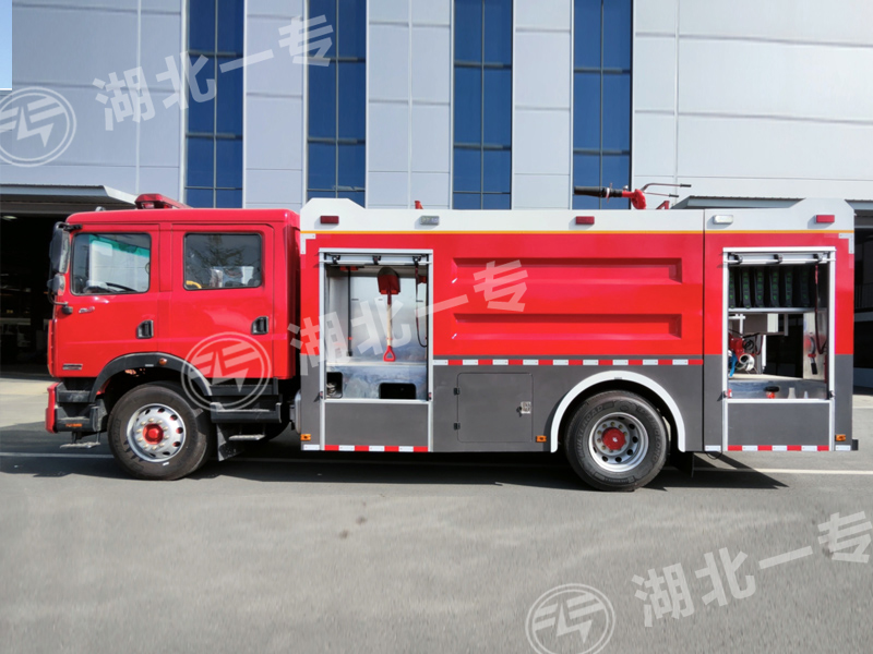 东风D9泡沫消防车