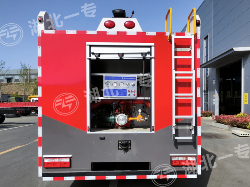 东风D9泡沫消防车