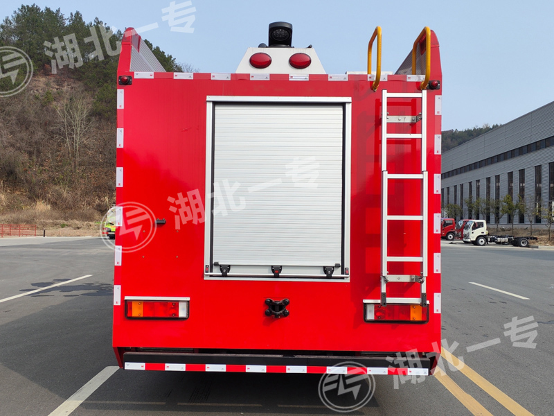 东风天龙泡沫消防车