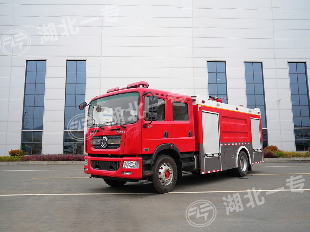 东风D9泡沫消防车