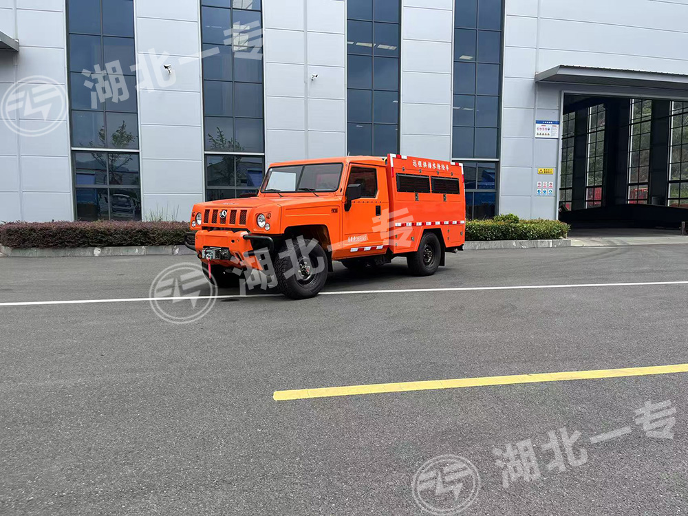 北汽勇士双排四驱远程供排水抢险车