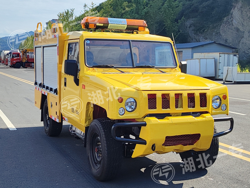 北汽勇士四驱救险车